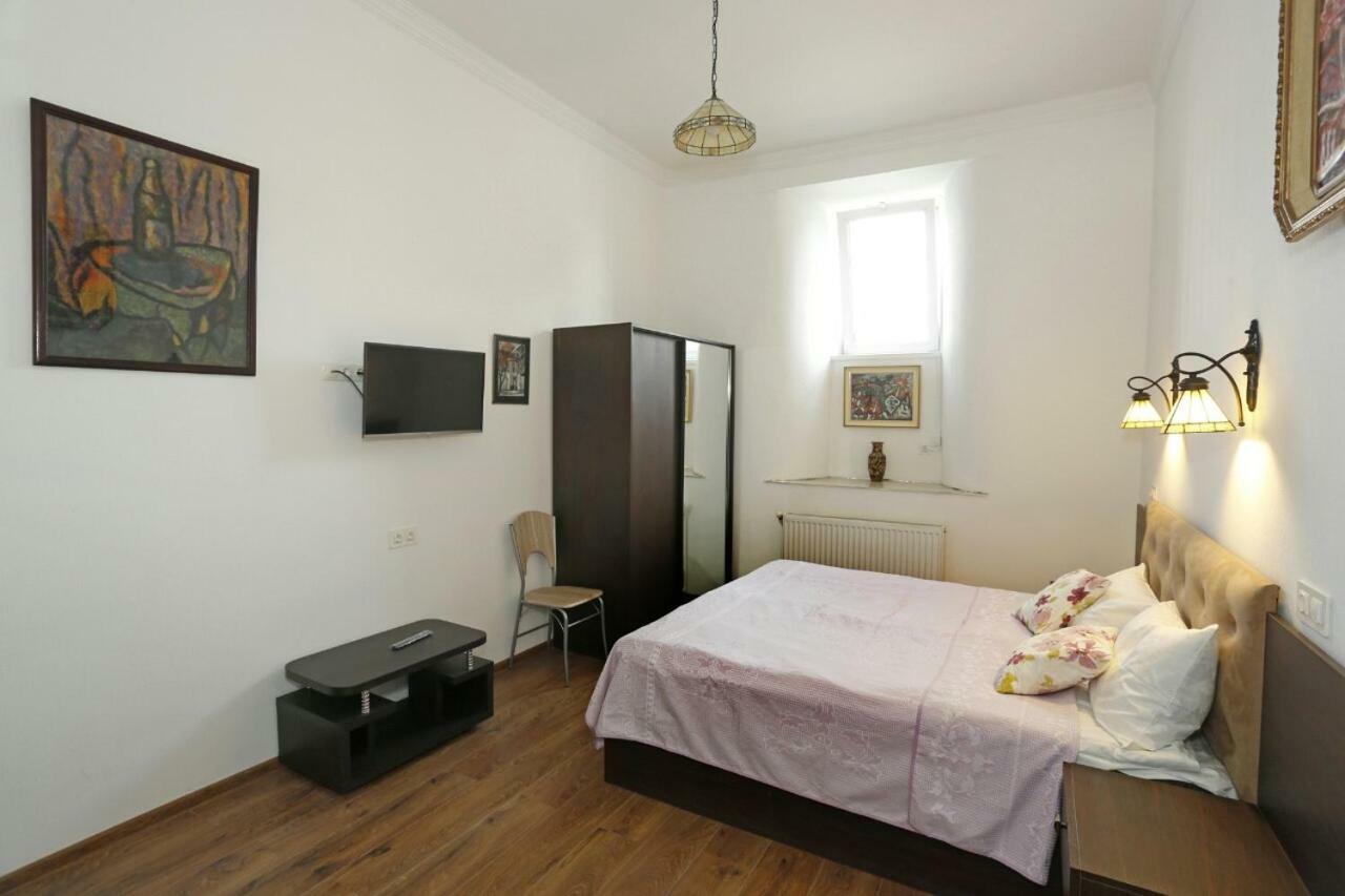 Old - Gold Gala Apartment Тбилиси Екстериор снимка