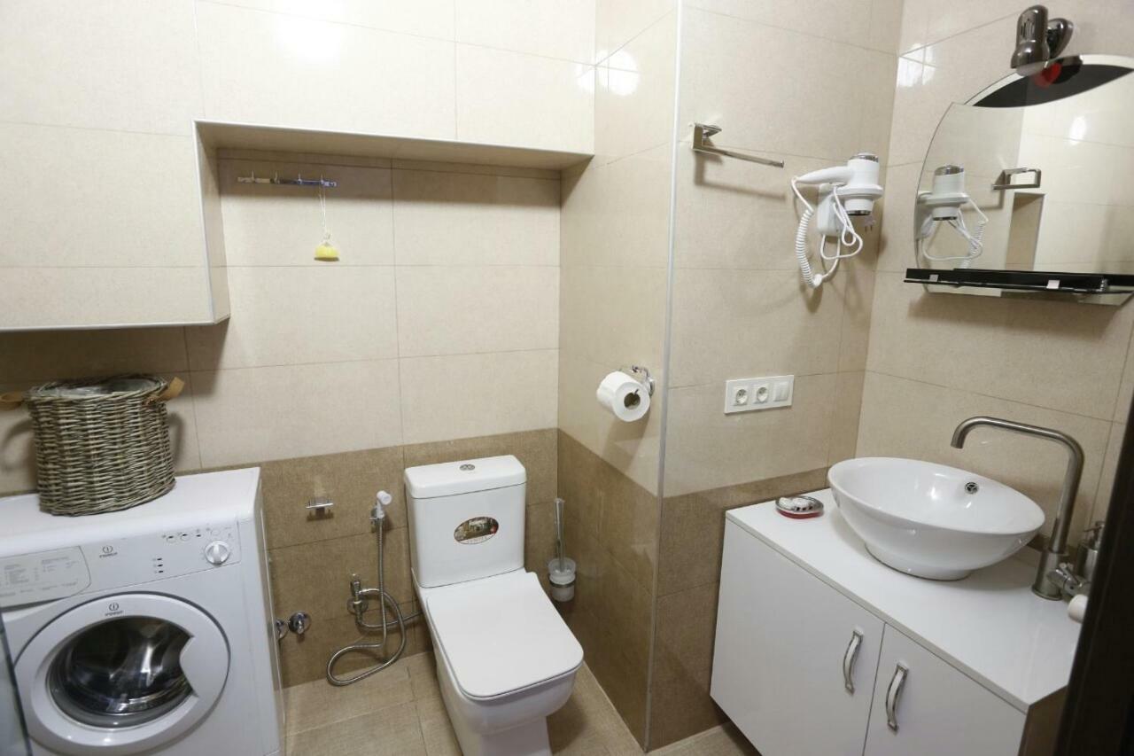 Old - Gold Gala Apartment Тбилиси Екстериор снимка